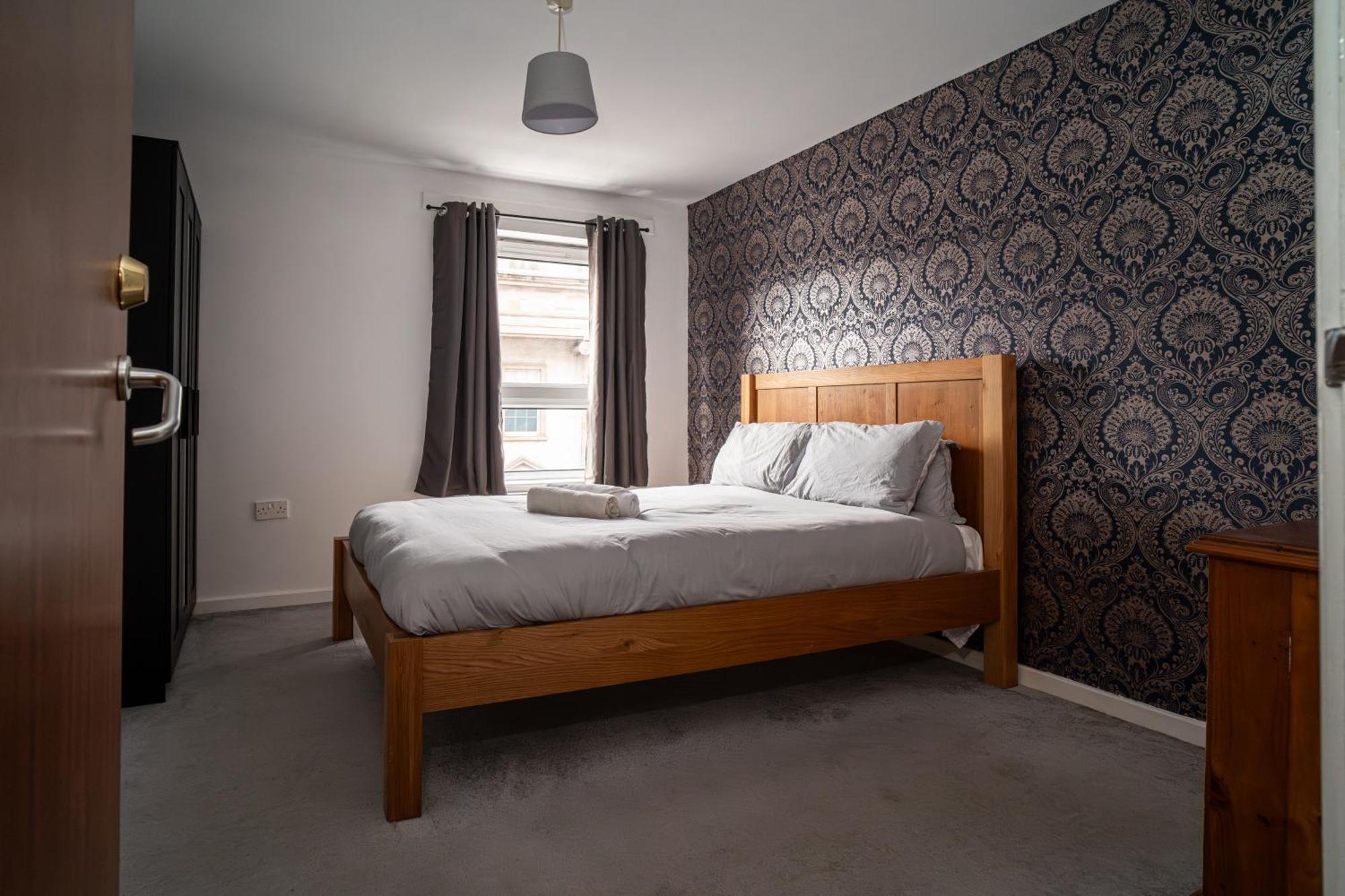Central Apartment In Belfast City Centre - Sleeps 5 People Esterno foto