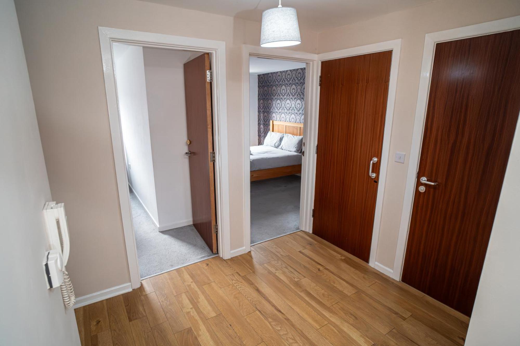 Central Apartment In Belfast City Centre - Sleeps 5 People Esterno foto