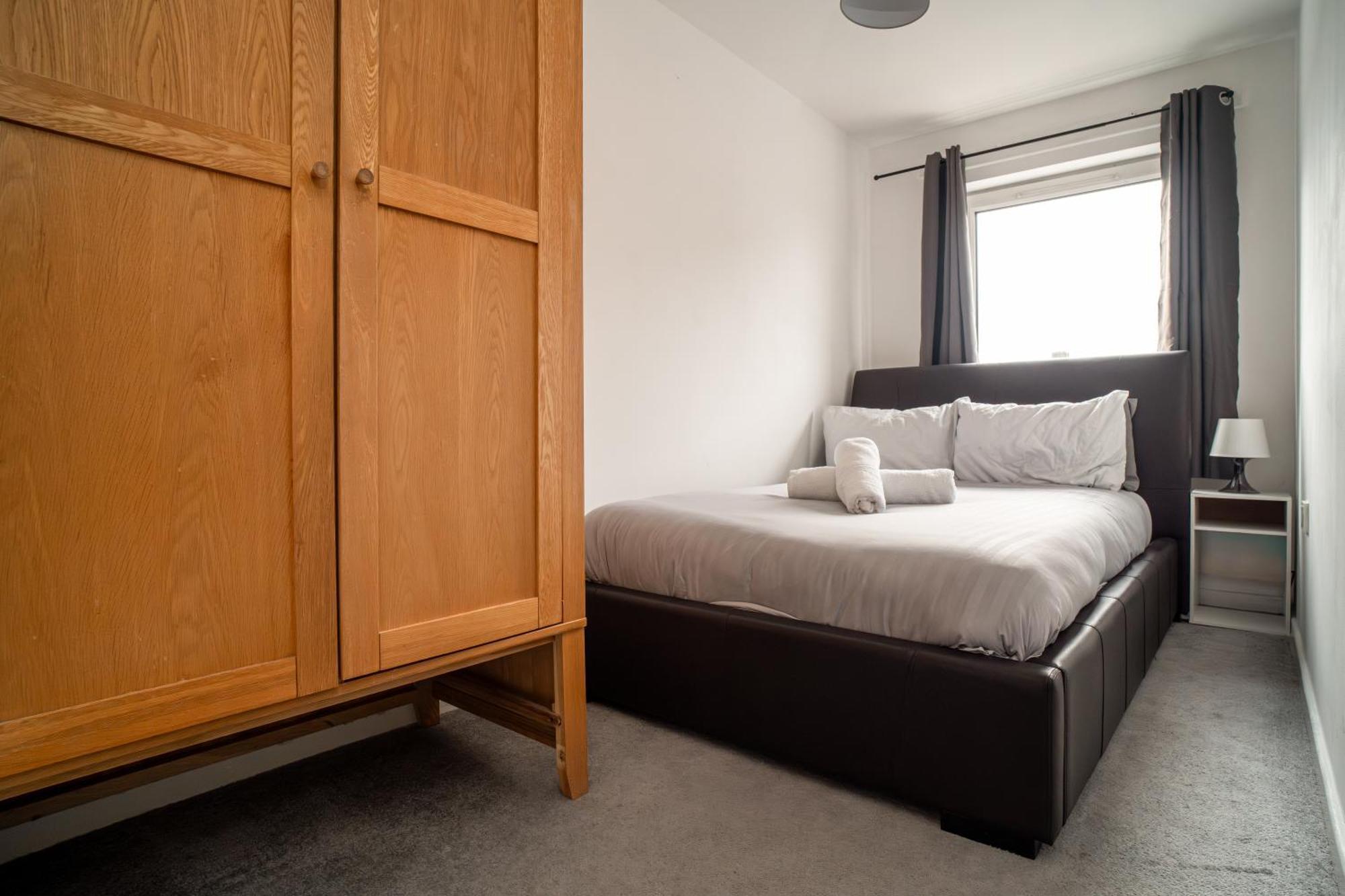 Central Apartment In Belfast City Centre - Sleeps 5 People Esterno foto